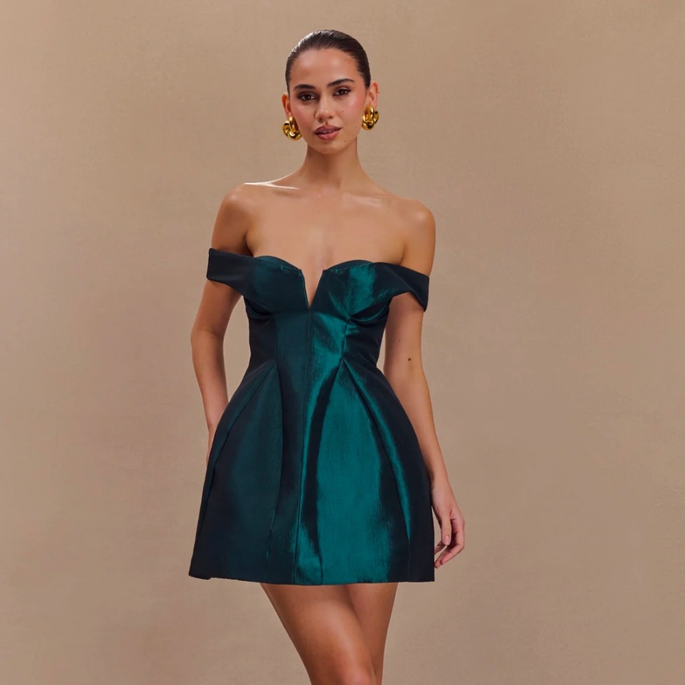 NWT Meshki Diana Off Shoulder Emerald Mini Dress Size XS